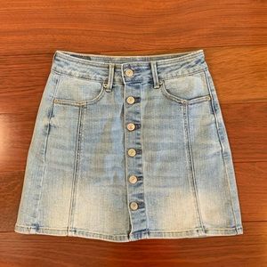 American Eagle Blue Denim Skirt size 0
